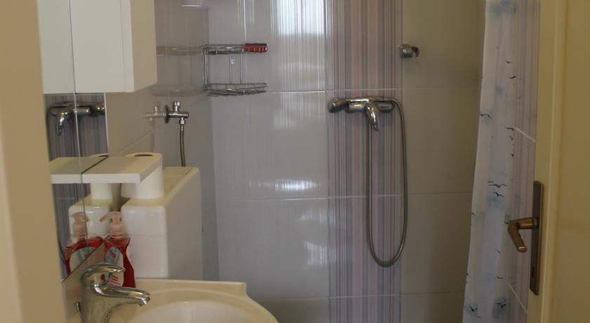 Rooms & Studio Bellina Skradin Ruang foto
