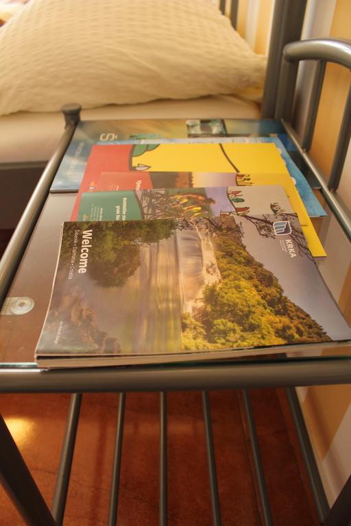 Rooms & Studio Bellina Skradin Bagian luar foto